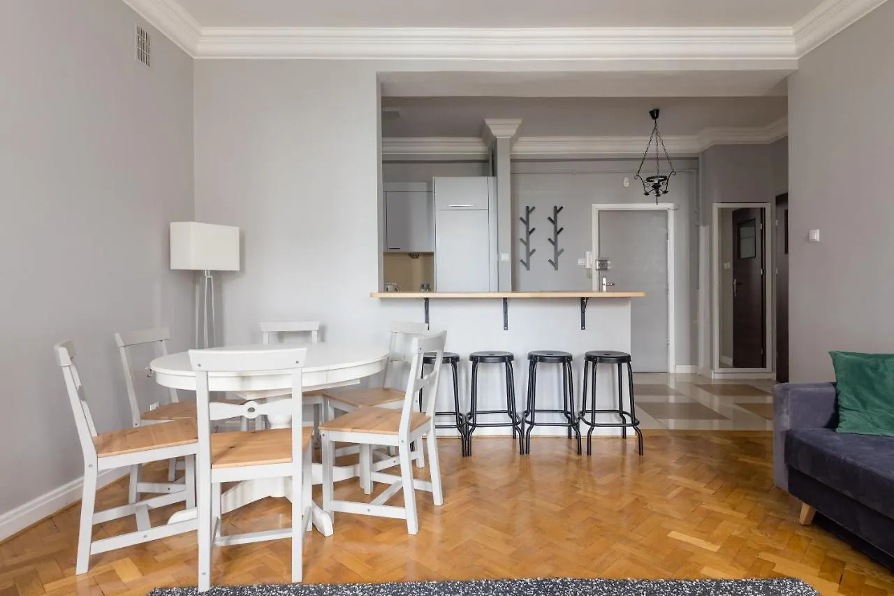 Jezuicka Old Town Pleasant Apartment ワルシャワ ポーランド