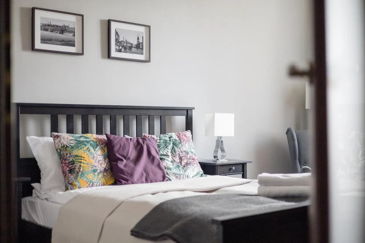 Jezuicka Old Town Pleasant Apartment ワルシャワ